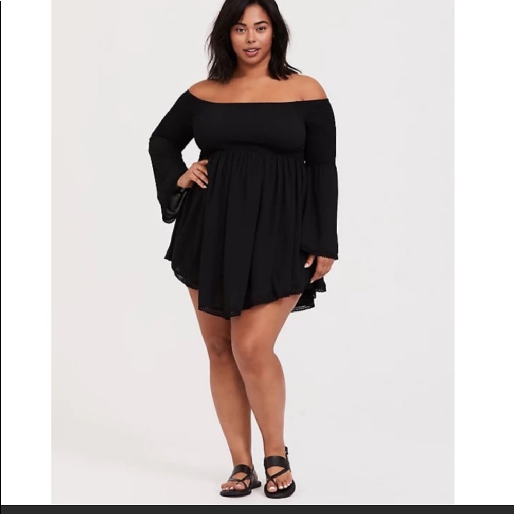 BLACK SMOCKED OFF SHOULDER DRESS SWIM COVER UP sz3
